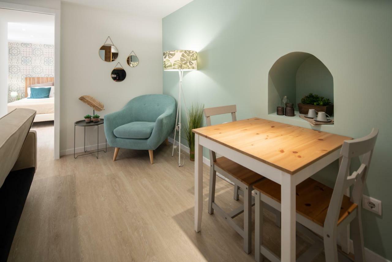 Bayleaf Apartments - Casa D'Avo ฟุงชาล ภายนอก รูปภาพ