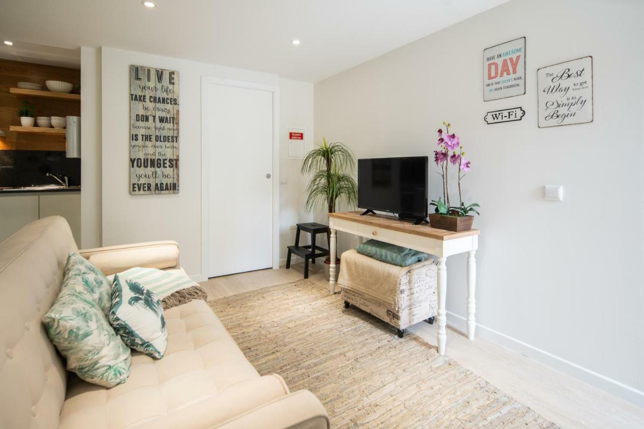 Bayleaf Apartments - Casa D'Avo ฟุงชาล ภายนอก รูปภาพ